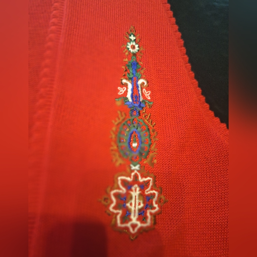 vintage Leslie Fay red sleeveless sweater embroidered vest size 10 - Picture 4 of 6
